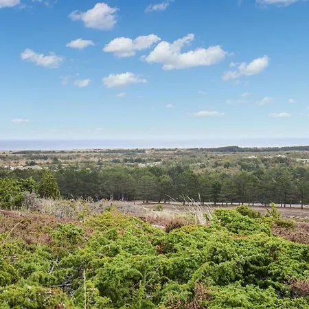 3 Bedroom Beautiful In Holiday home *